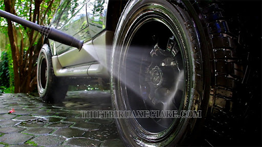 Cách để rửa ô tô khi máy còn nóng an toàn cho xe mà hiệu quả